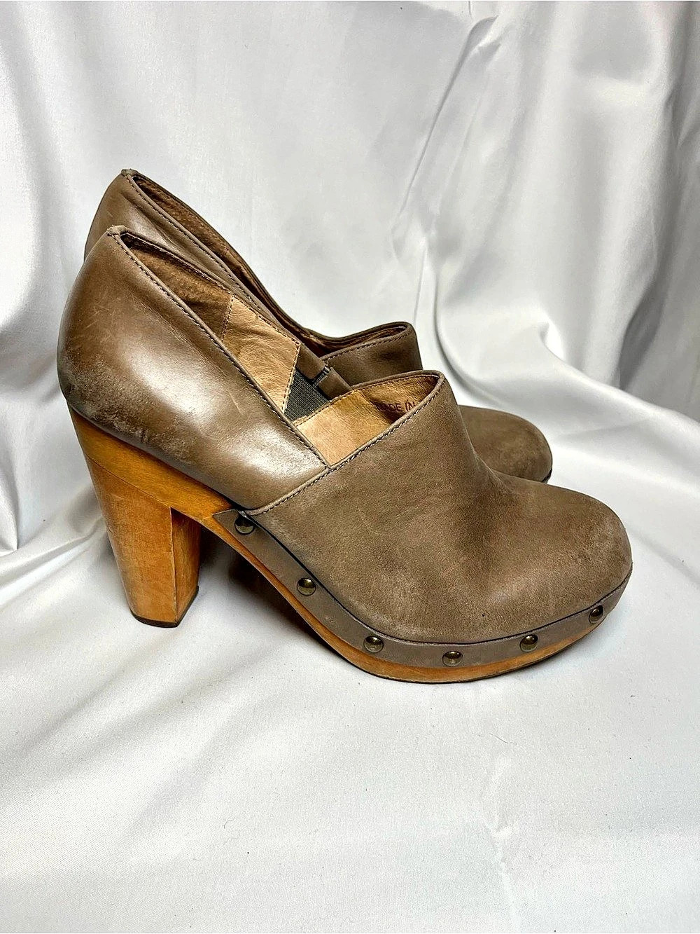 Fiel Wooden Heel Clogs Brown US 8